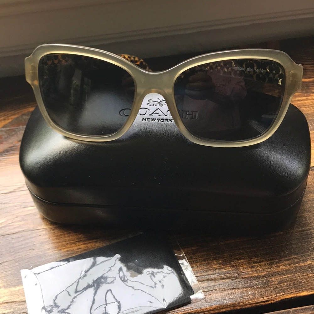 Coach Frames - image 1